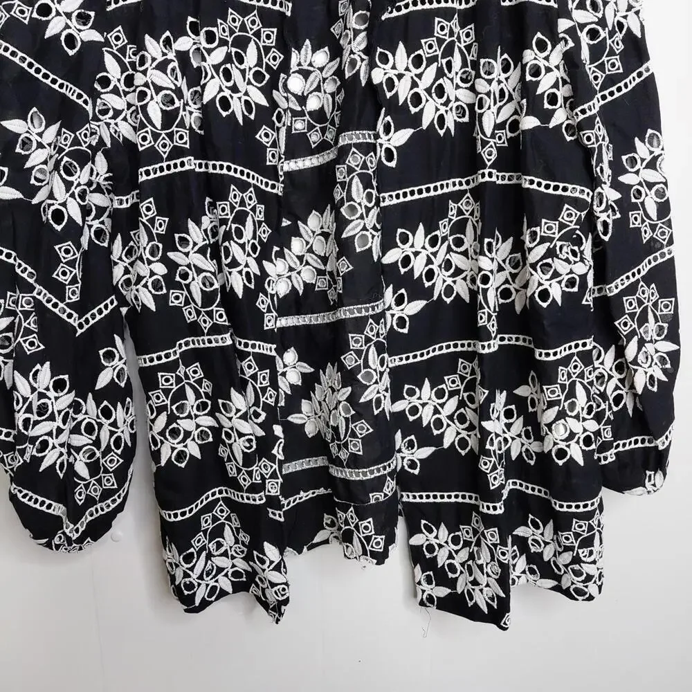 Chicos Jacket Cardigan Womens 2 Large 12 Eyelet Beaded Neckline Summer Event